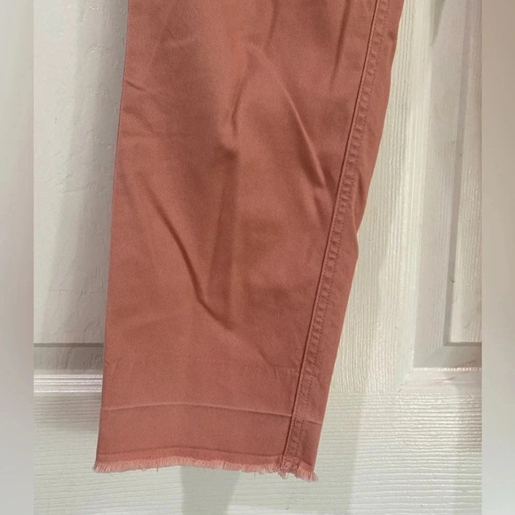 Loft Outlet Coral Modern Chino Crop Undone Hem Pockets Pants Size 4 Flat Front - Picture 4 of 16